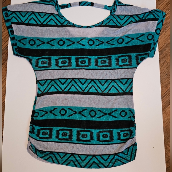 love J Tops - 3/$10 Love J Aztec Tribal Teal Black & Gray Lightweight Top size M